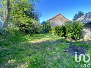 Building at Madiran (65700)