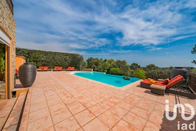 House at Biot (06410)