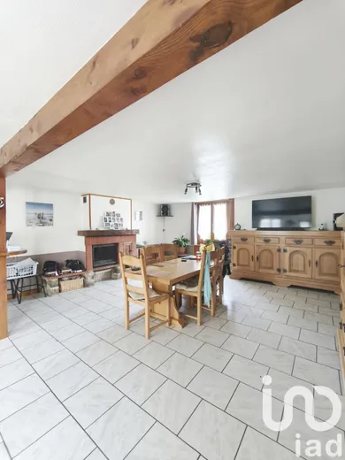 Maison traditionnelle à Breteuil (60120)