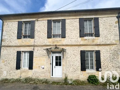 House at Loupiac (33410)