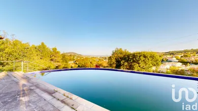 Architectural house at Manosque (04100)