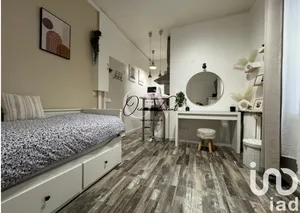 Studio at Paris (75015)