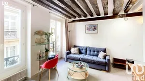 Apartment at Paris (75003)