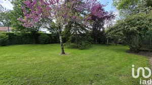 Terrain à bâtir à Bessines (79000)