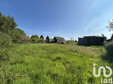 Land in Isigny-le-Buat (50540)