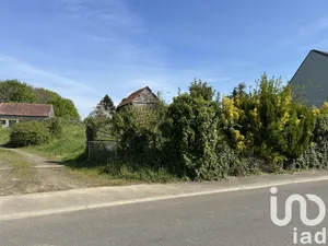 Land in Isigny-le-Buat (50540)