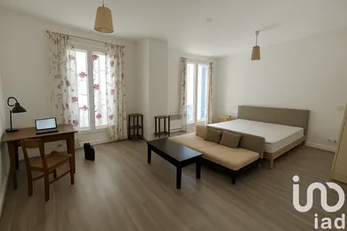 Apartment at Bordeaux (33800)