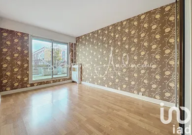 Appartement à Chevilly-Larue (94550) — 15/19