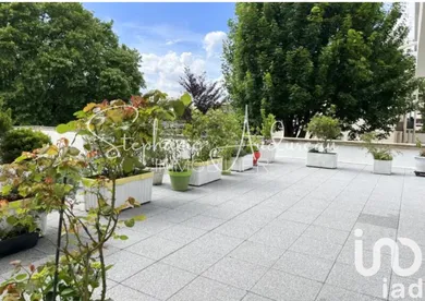 Appartement à Chevilly-Larue (94550) — 17/19