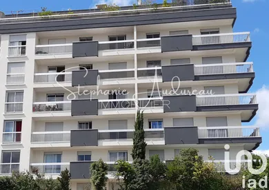 Appartement à Chevilly-Larue (94550) — 18/19