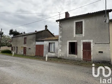 Maison à Vouhé (79310)