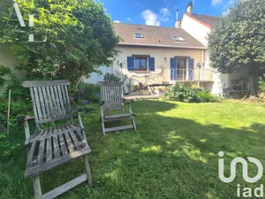 House at Verrières-le-Buisson (91370)