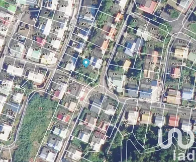 Terrain à bâtir à SAINTE ROSE (97115)