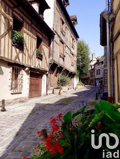 Studio à Troyes (10000)