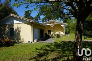Traditional house at Pissos (40410)