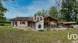House at Lizac (82200)