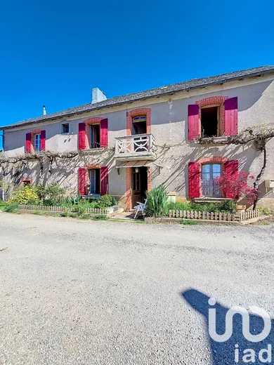 Village house in La Salvetat-Peyralès (12440)