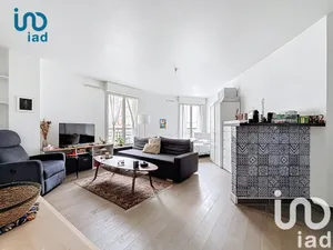 Apartment at Puteaux (92800)