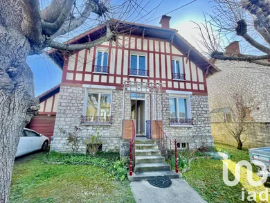Maison à Varennes-sur-Seine (77130)