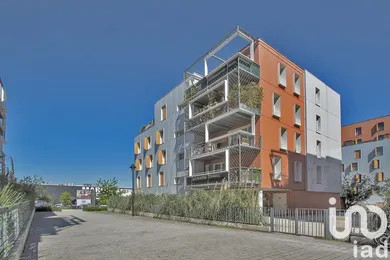 Apartment at Saint-Ouen-sur-Seine (93400)