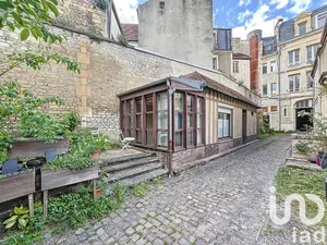 Apartment at Caen (14000)