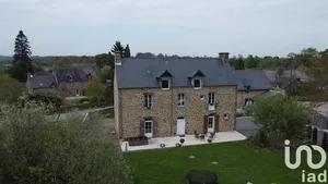 Mansion at Baguer-Morvan (35120)