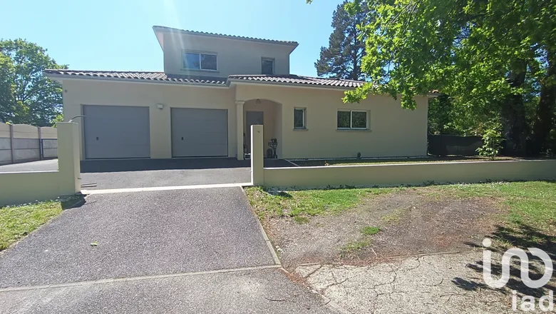 Maison 7 pièces 176 m² · à Pessac · 176 m² · 637 000 €