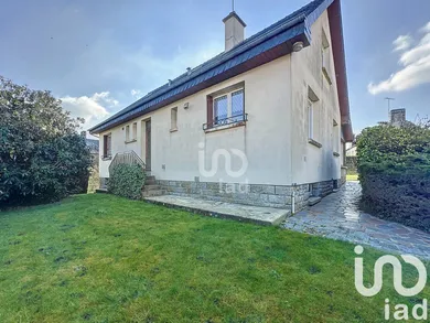 House at Sougeal (35610)