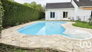 Maison traditionnelle à Ozoir-la-Ferrière (77330)