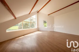 Maison traditionnelle à La Ville-du-Bois (91620)