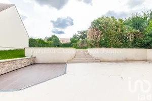 Maison traditionnelle à La Ville-du-Bois (91620)