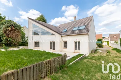 Maison traditionnelle à La Ville-du-Bois (91620)