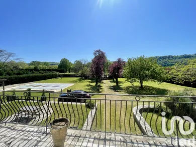 House in La Roque-Gageac (24250)