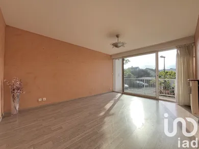 Appartement à Ris-Orangis (91130)