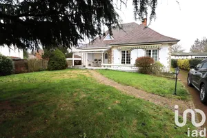 Traditional house at Saint-Jean-de-la-Ruelle (45140)