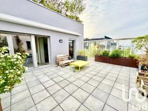 Apartment at Massy (91300)