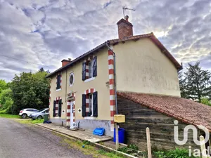 House at Étagnac (16150)
