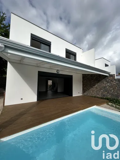 Maison à Saint Gilles les Bains (97434)