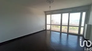 Appartement à Saint-Étienne (42000)