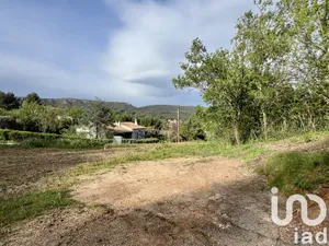 Building plot at La Destrousse (13112)