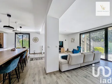 Maison à Saint-Clément-de-Rivière (34980)