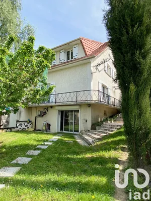Maison traditionnelle à Montgeron (91230)