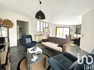 House at Royan (17200)