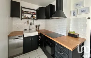 Apartment at Courbevoie (92400)