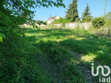 Terrain à bâtir à Larchant (77760)