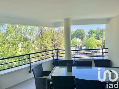 Apartment in Saint-Cloud (92210)