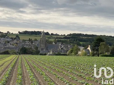 Land at Saint-Suliac (35430)
