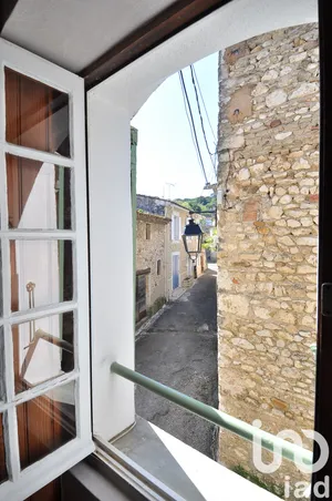 Maison de village à Dions (30190)