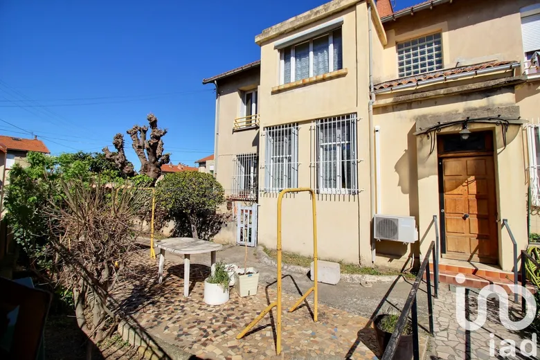 Appartement 4 pièces 74 m² · à Marseille · 74 m² · 190 000 €