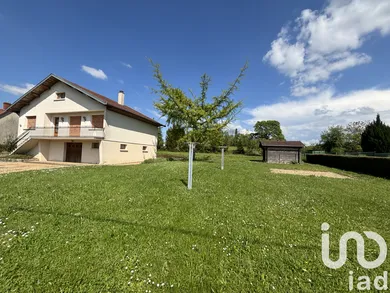 Traditional house at Sainte-Croix-en-Bresse (71470)